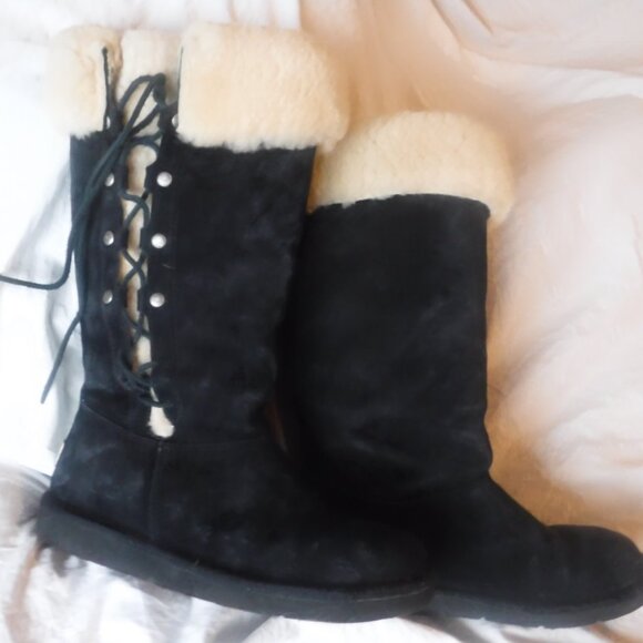 Women Black Leather Ugg Boots Interior Sheep skin Fur Lace Up womens Size 7 - Picture 3 of 14